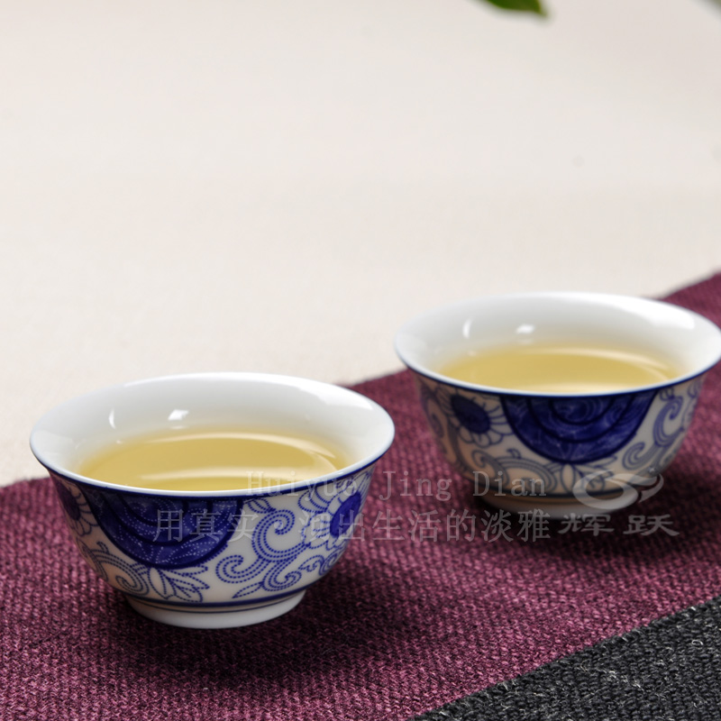 Fai jump a blue and white porcelain tea set a complete set of kung fu tea sets tea tureen sea green flowers