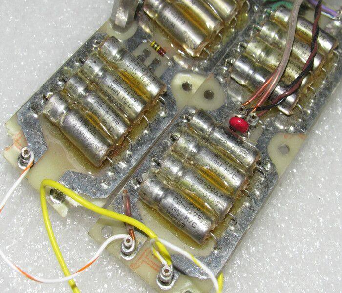 U.S. MEPCO M C JAN Military Regulation 25V350UF Copper Shell Glass Sealed Axial Wet Tantalum Capacitor