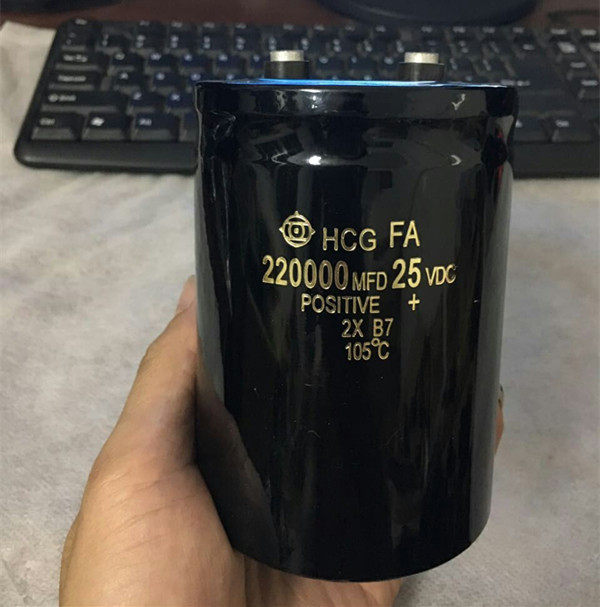 Imported Japanese Hitachi capacitor 25V220000UF 25V270000UF screw foot aluminum electrolytic capacitor