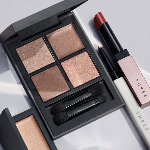 [Spot] Японский счетчик три 2022 Осень Limited Four -Color Eye Shadow x02 x03