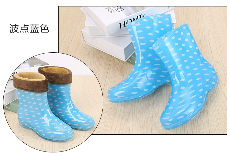 Sản phẩm mới cộng với giày đi mưa nhung trong giày ống đi mưa nữ phiên bản Hàn Quốc của giày cao su chống trượt