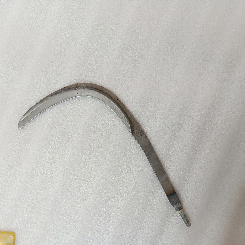 Fishing gear accessories fishing water grass sickle head weeding knife cutting water straw knife cutting grass cutter betel nut knife matching fishing net rod