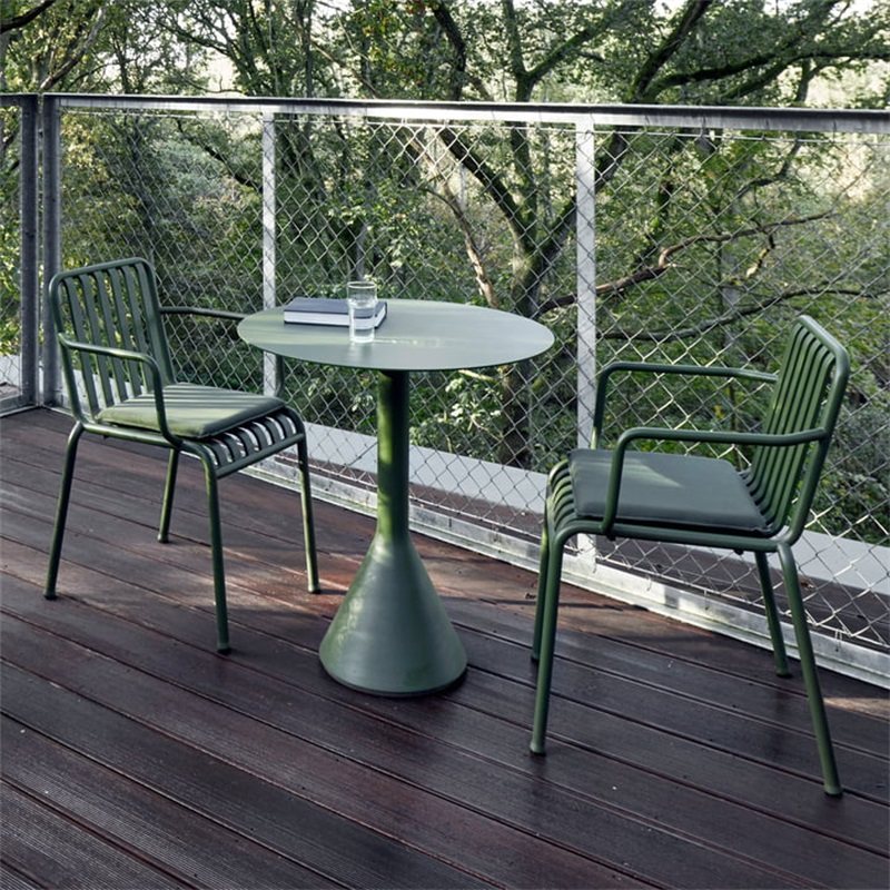 Simple courtyard outdoor tables and chairs square wrought iron open-air leisure balcony coffee milk tea shop net red small table and chair combination