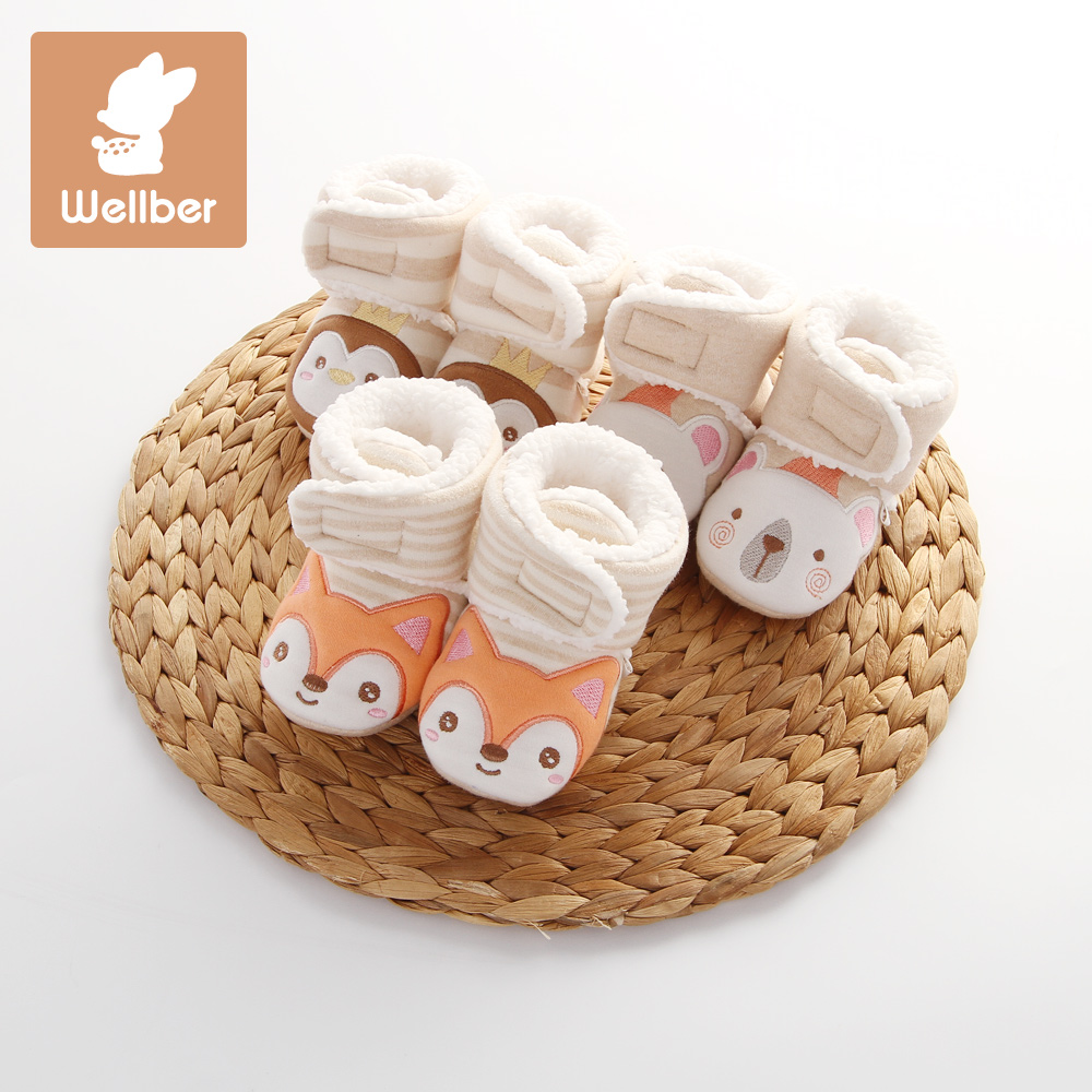 Baby foot cover baby cotton shoes newborn protective foot cover thickened winter warm socks cover autumn and winter out plus suede shoe cover