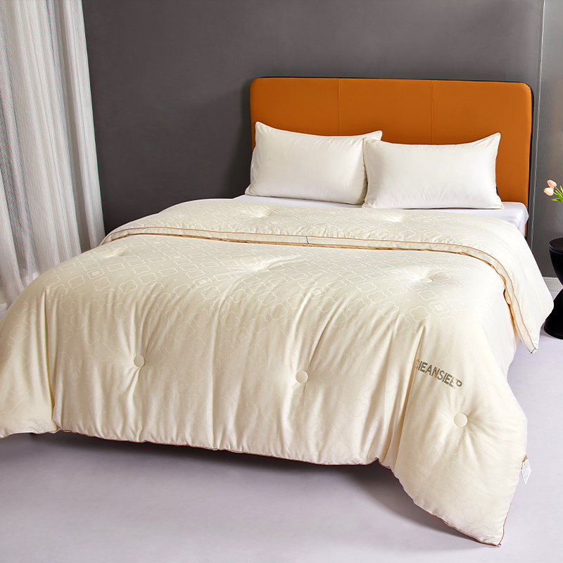 80s pure cotton 51% Soybean Fiber Quilt Thickened warm double All cotton Winter quilted by cotton quilted by the spring autumn