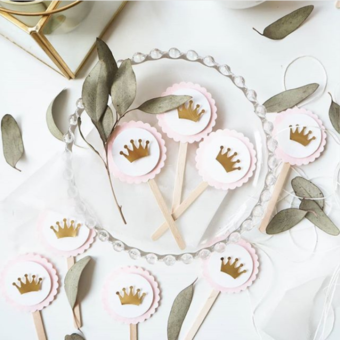 The Little Princess Series Female Crown Cake Decoration plugin
