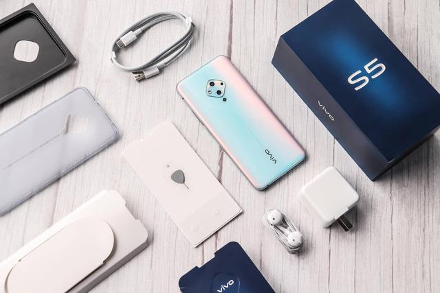 vivo S5颜值+实力双重诱惑