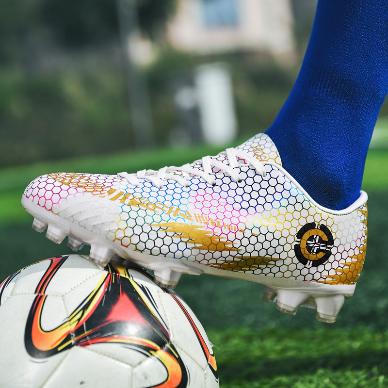 Long nail white football shoes children and adolescents primary and secondary school students male and female competition training shoes to send football socks shin pads