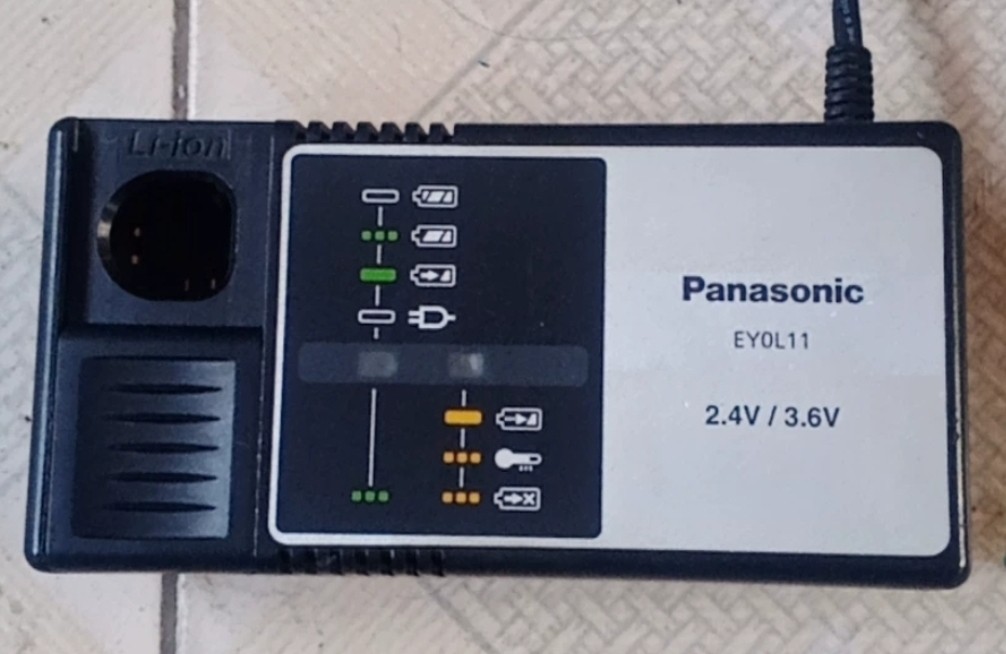 松下2.4V3.6V7.2V镍镉电池锂电池充电器EZ0L10 EY0L11 EZ0L21Taobao Singapore