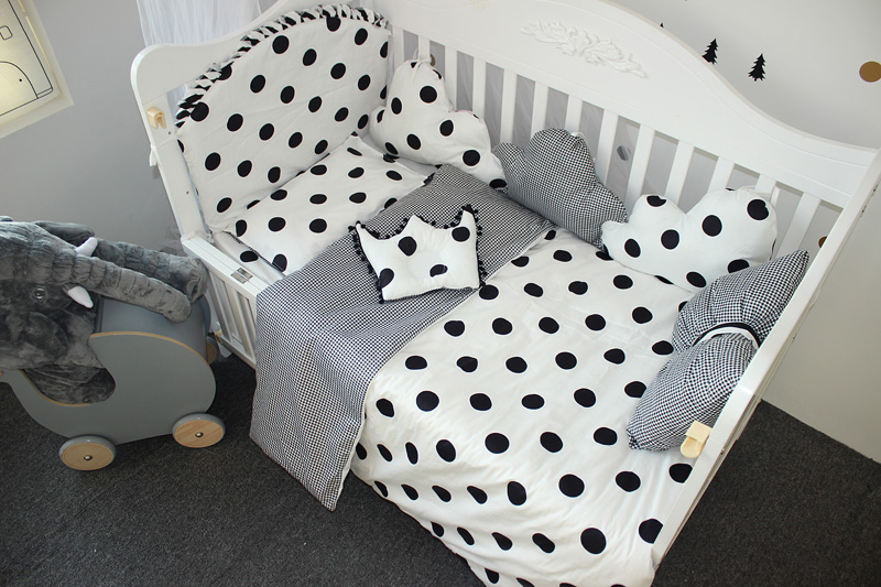 In Nordic baby cotton beds fenced with newborn beds, eight suite beds can be removed from baby beds