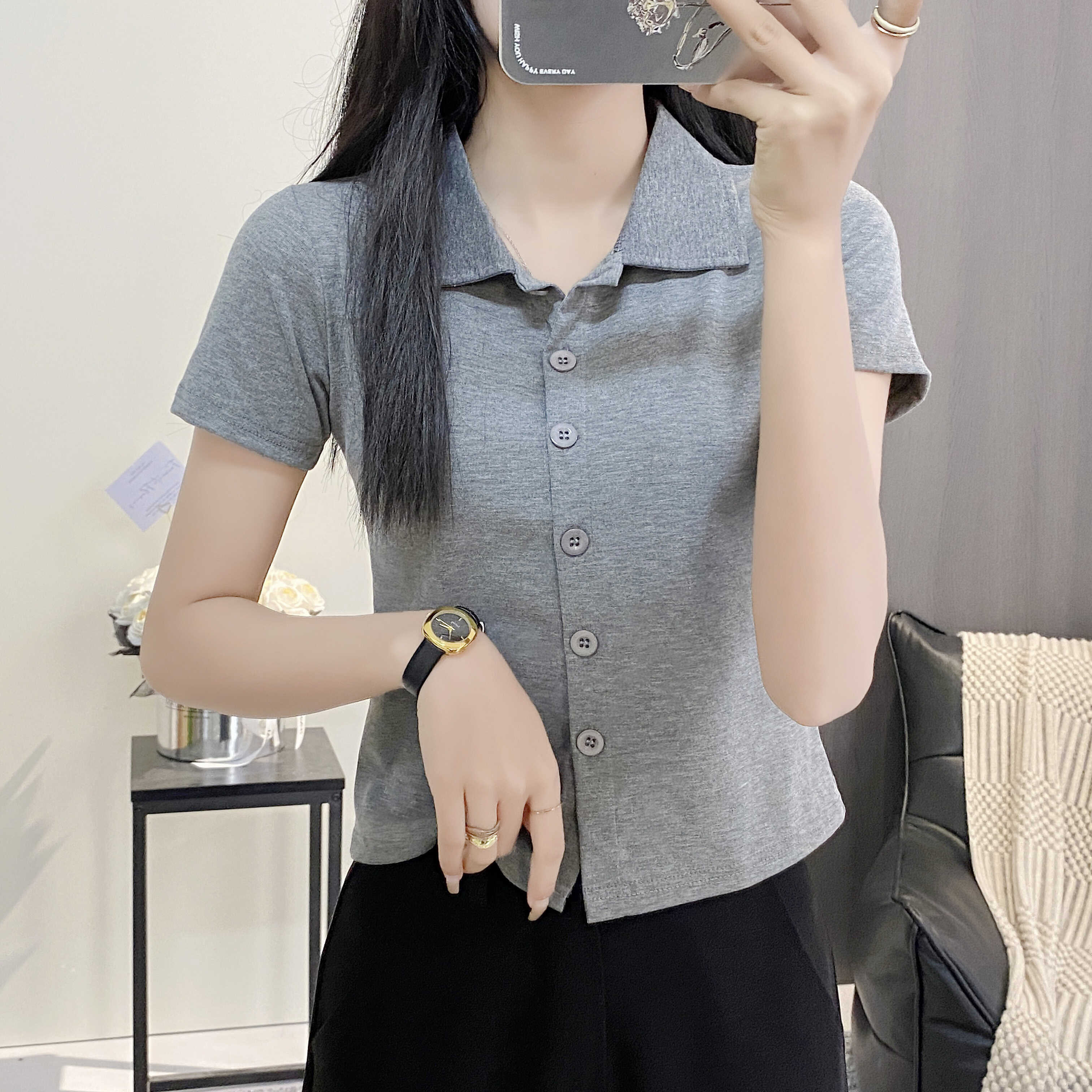 潮女装服饰