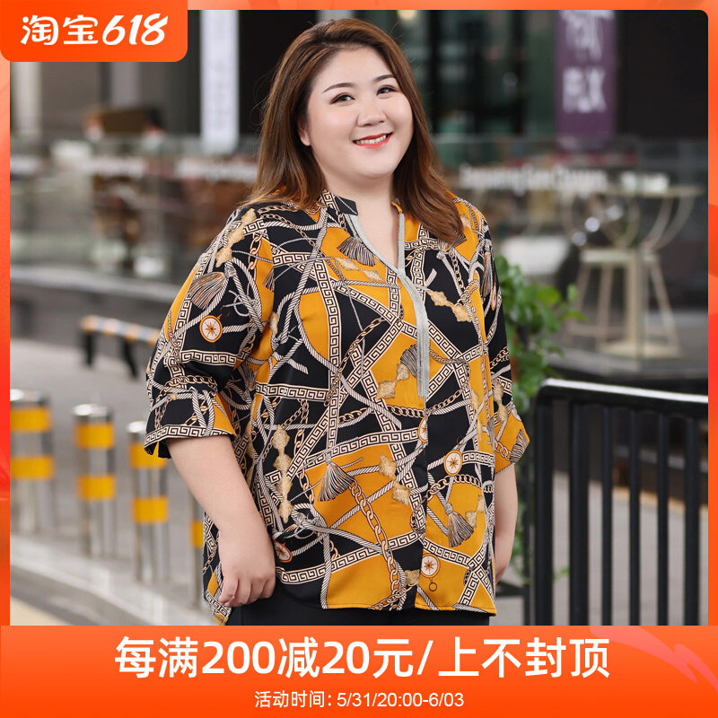 2022 new summer clothes middle-aged women's fat moms plus mast size 200 catty snow-spinning upper clothes