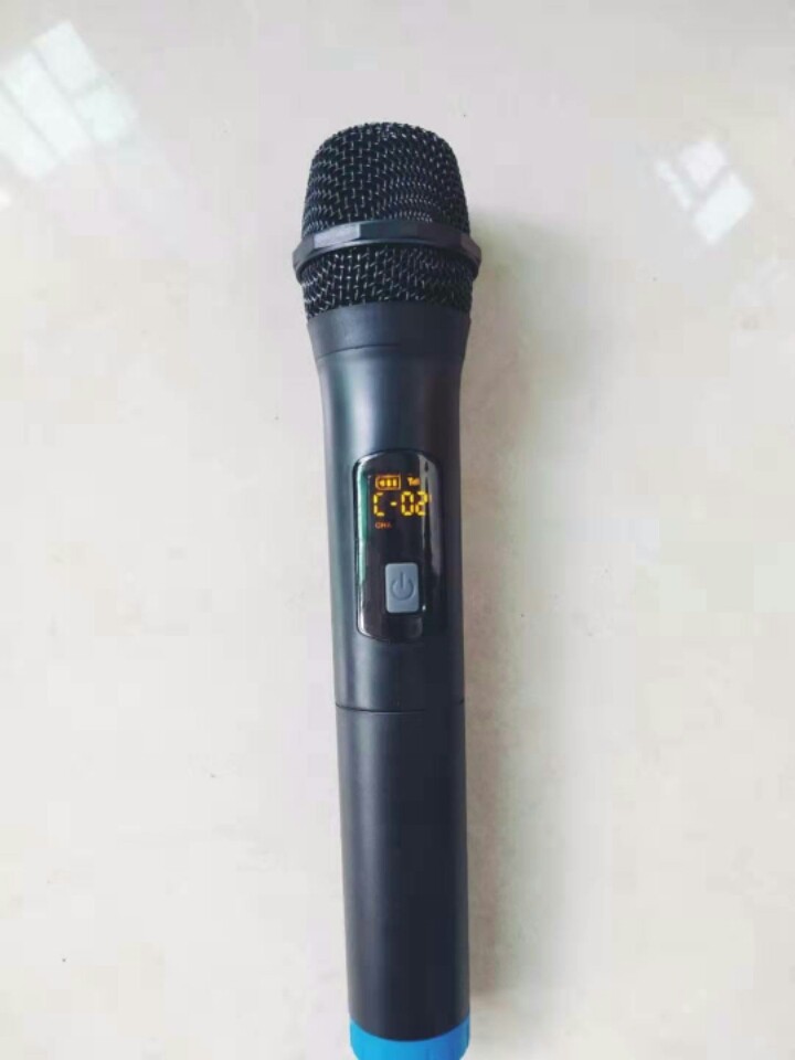 U segment WIRELESS HANDHELD MICROPHONE 788 85MHZ 781 85MHZ MICROPHONE 770 85MHZ 795 85