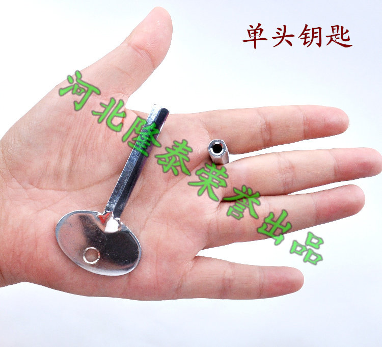 Manufacturers direct sales of high - speed rail vehicle CRH 2 special 8 mm outside six - party key guarantee