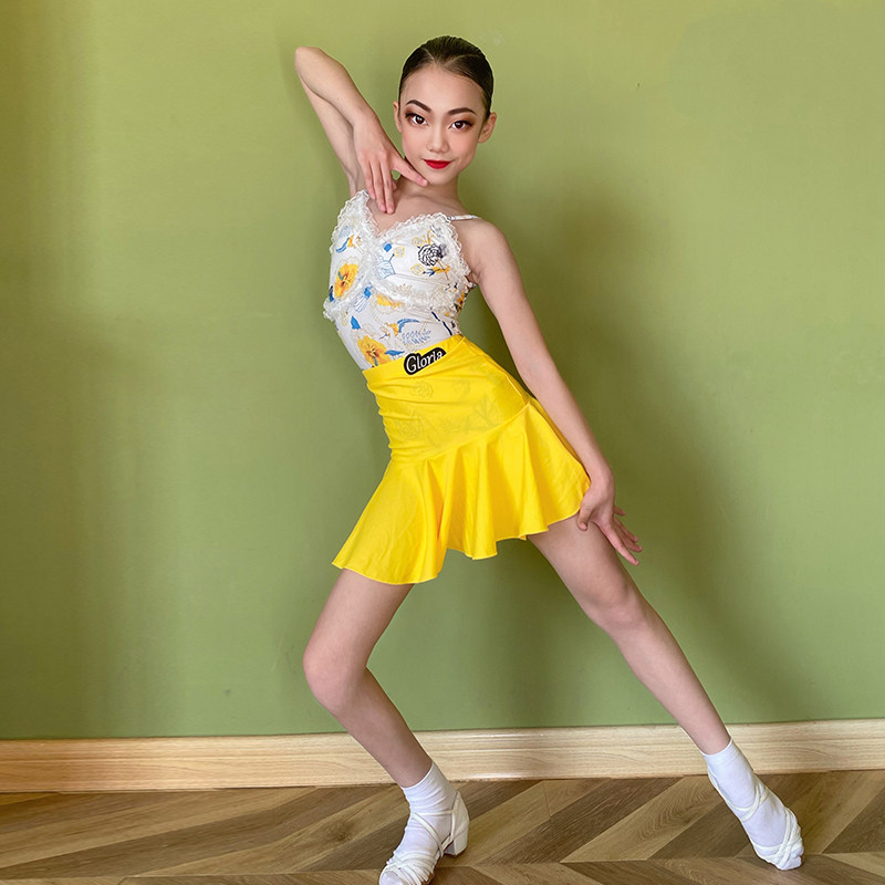 Song Liberia Latin Dance Suit Girl New Spring Charlace Harness Handpicked Suit Children Latin rehearslate JX011