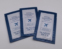 United First Class Facial Cleansing Wipes Beauty Tools Portable Goodies
