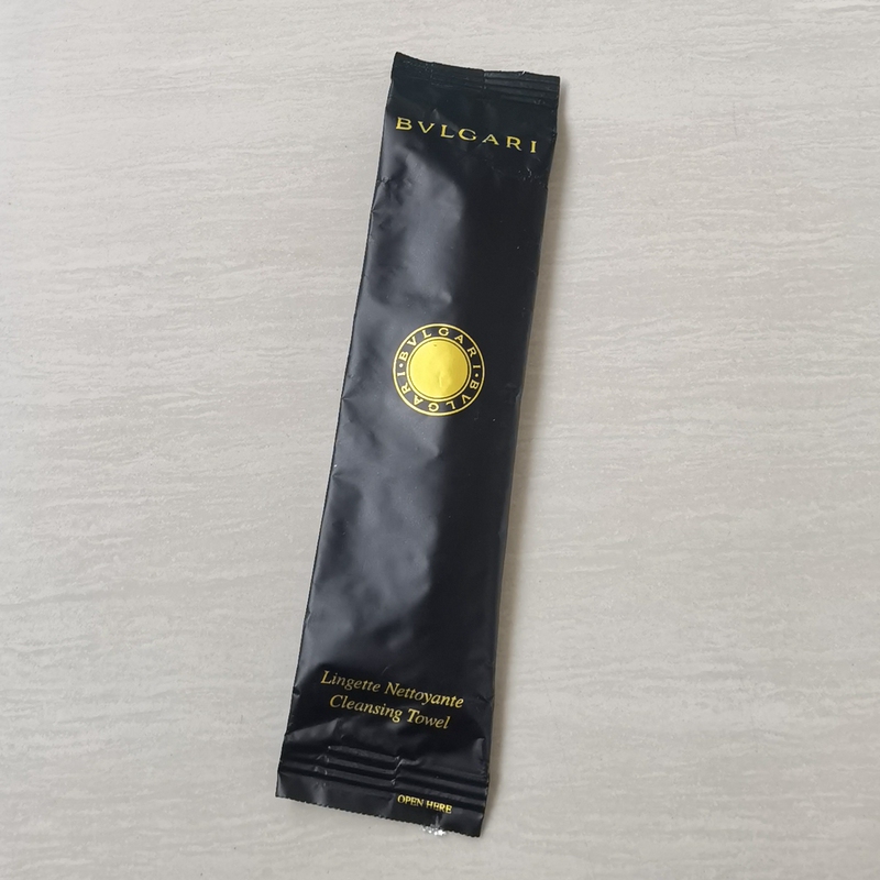 Emirates First Class Luxury Brand Wet Wipes Small Towel Italian Original 9g 1-Pack