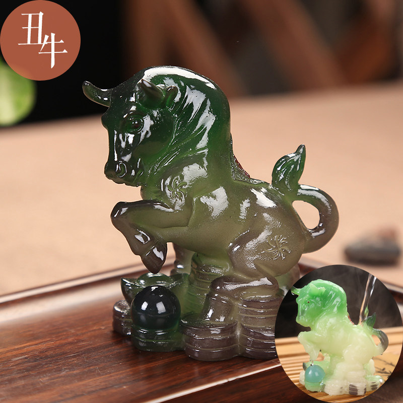 Personality color change of 12Zodiac cow tea pet piece tea tea decoration tea decoration to play the game twisting and kun