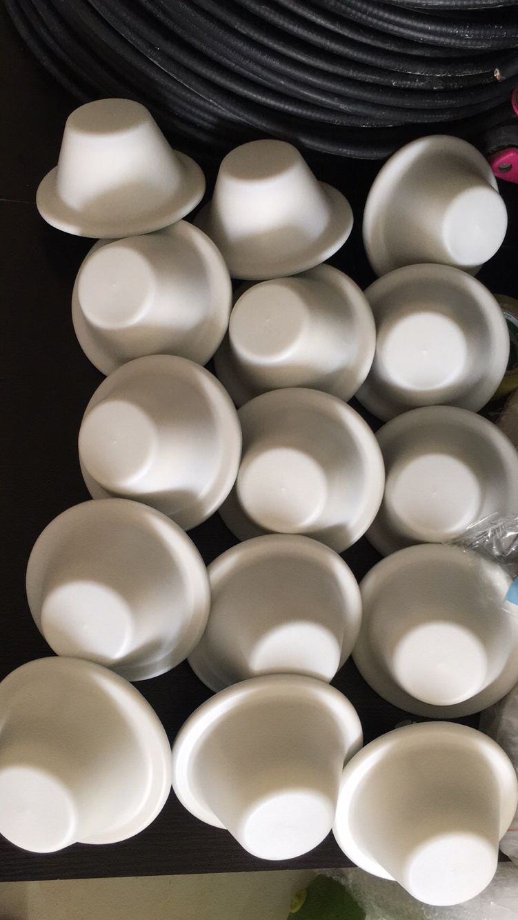 The enhanced indoor all - directional unipolar ceiling antenna with high gain frequency of 800 - 2700 stronger