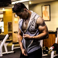 Áo vest thể dục cơ bắp nam châu Âu và Mỹ trùm đầu thể thao chạy không tay áo len mỏng áo khoác  xách tay