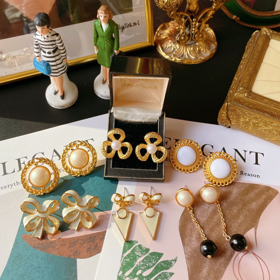 Ananasvintage European and American retro in wind network red earrings red earrings of pearl enamel anti-allergic hundred and ear nails