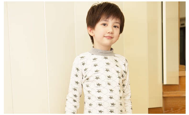 Đồ lót đậu đỏ đặt trong quần áo bé trai mùa thu bé trai mặc áo len cotton cổ áo bé trai cotton cotton áo lá cho bé gái