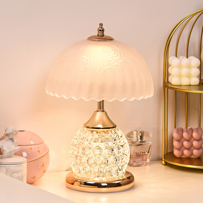 2026 New Crystal French-Style High-End Vintage Bedside Table Lamp Bedroom Bedside Lamp Light Luxury High-End Master Bedroom