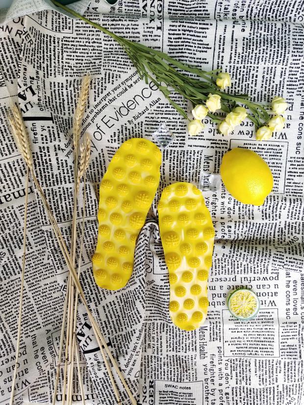 Punishment of training shoes, foot abuse, penalty station, SM non-high heels, anti-fall, time to go out to show training shame play