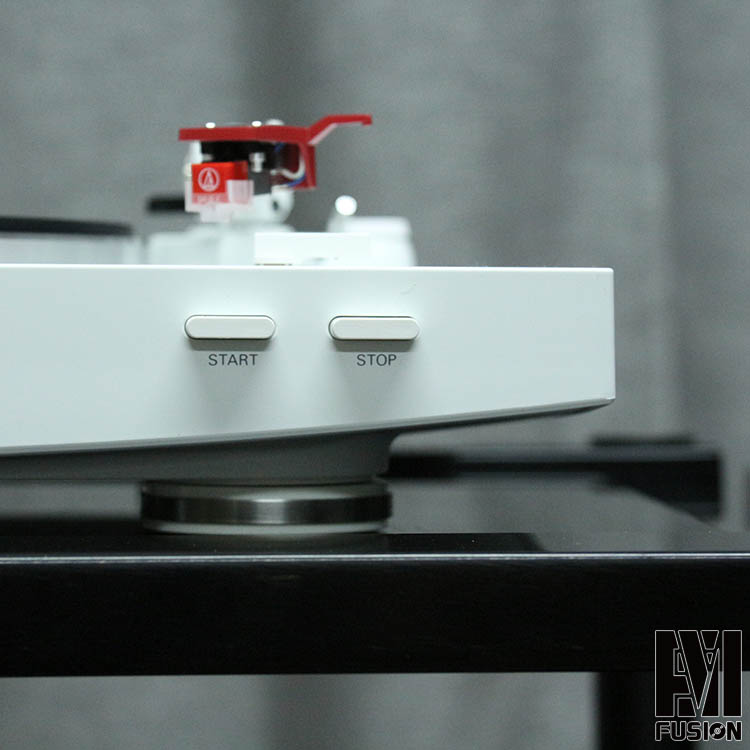 đầu đĩa than Ngân hàng quốc gia mới Tam giác sắt LP3 AT-LP3 Ổ đĩa ghi đĩa vinyl hoàn toàn tự động đầu đĩa than yamaha