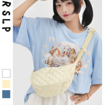 Ruosu Liangpin 2021 new female shoulder crossbody underarm cloth bag niche large capacity embroidery grid wrinkled dumpling bag