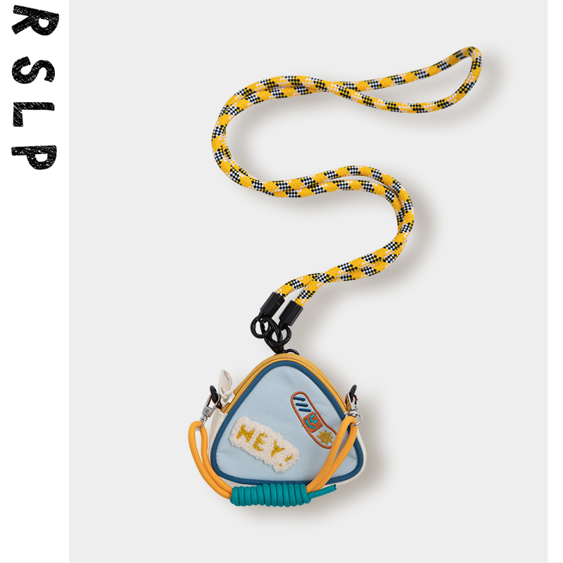 Ruosu Liangpin 10 周年ディープ同スタイルクロスボディホルターネックミニイヤホンコイン ID カード収納小さな三角バッグ