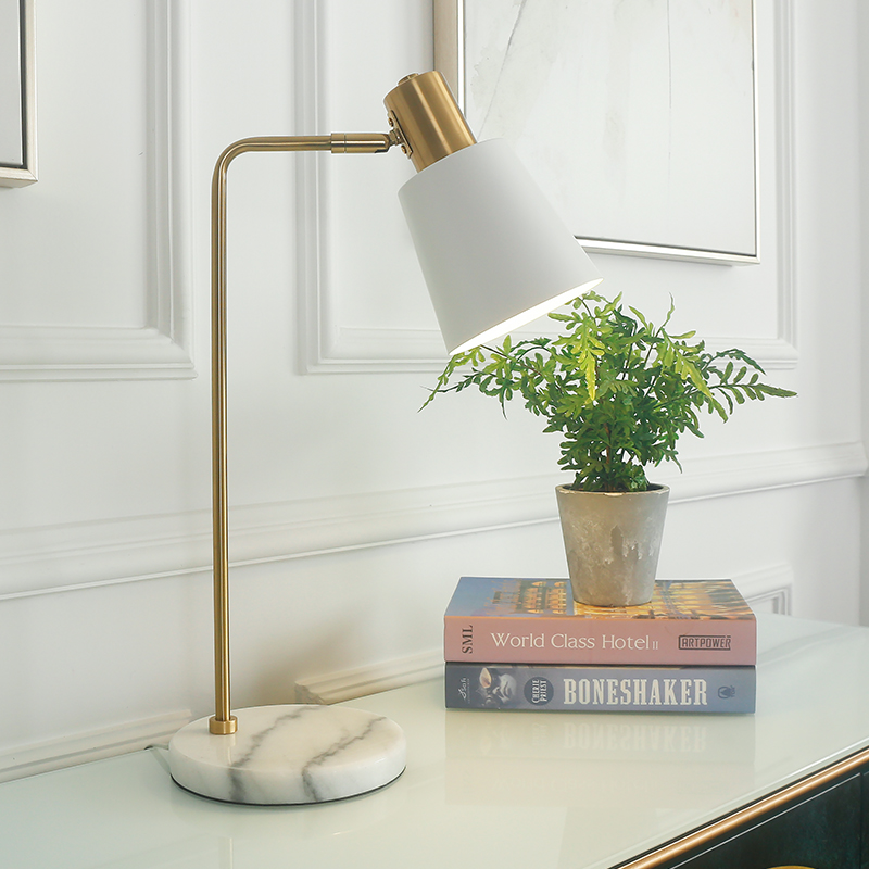 Table lamp bedroom bedside table lamp modern minimalist fashion table lamp personality creative table lamp desk Nordic small table lamp