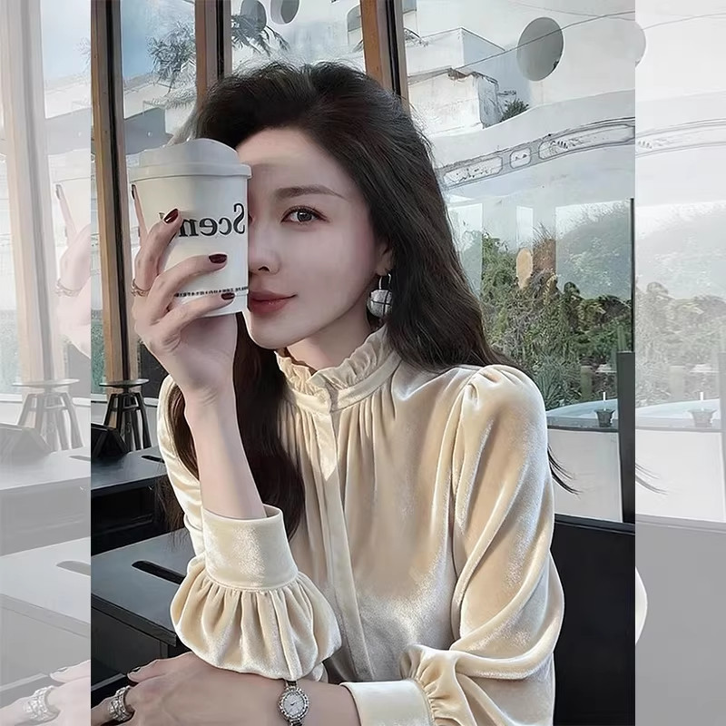 French-Style Elegant Ladylike Off-White Velvet Shirt for Women, 2026 Autumn New Model, Light Luxury Versatile Slimming Top, Trendy
