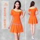 Quần áo thể thao Square Dance Yang Liping Cotton Mới tay ngắn Váy ngắn Váy ngắn Quần hai mảnh Hiệu suất tập thể dục mùa hè - Thể thao sau