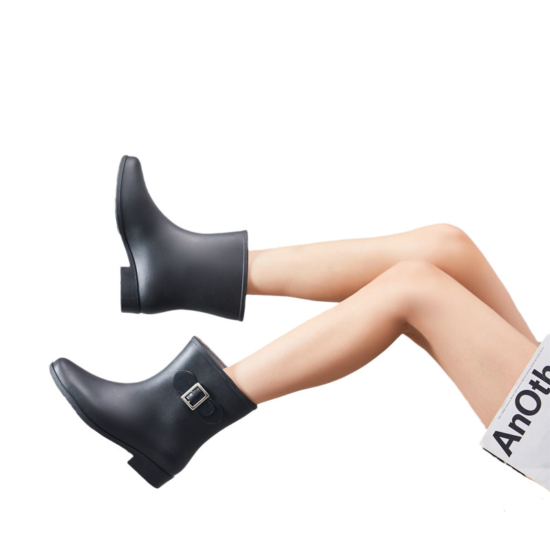 Rain boots women's non-slip mid-tube water shoes fashion wear-resistant rain boots rubber shoes wear car wash kitchen all-match half-tube work