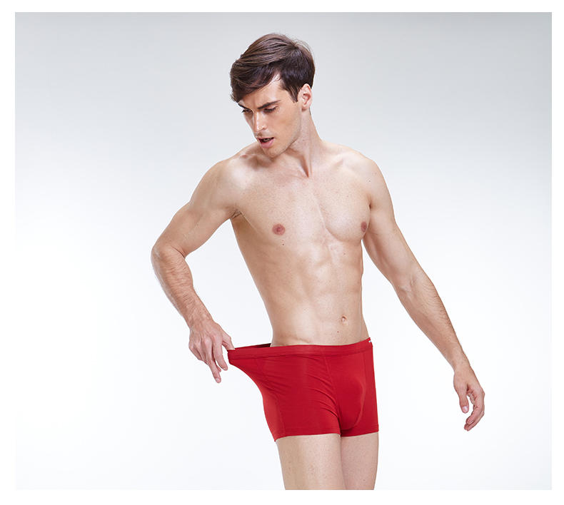 Đồ lót đậu đỏ nam cotton boxer quà tặng thanh niên bốn góc quần short thoáng khí quần short nam quần quần lọt khe
