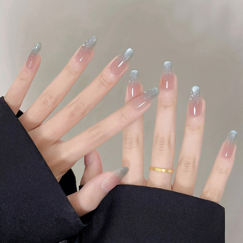 Purely Handmade Wearable Nail Art, Ice Crystal Sea Salt Blue Gradient Cat Eye, Brightening Summer Nail Art, Pure Desire Style, Versatile Nail Art