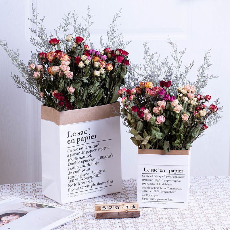 Dried flower bouquet decorated with small rose drying flowers full of stars Dried Flowers Genuine Flowers Lavender Web Red Bouquet Flower Bouquet