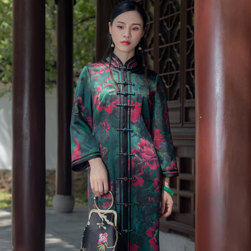 Xi Han Yu {Love} 53 mm silk heavy satin - fabricated clouds Chinese dress coat woman 2022 new model