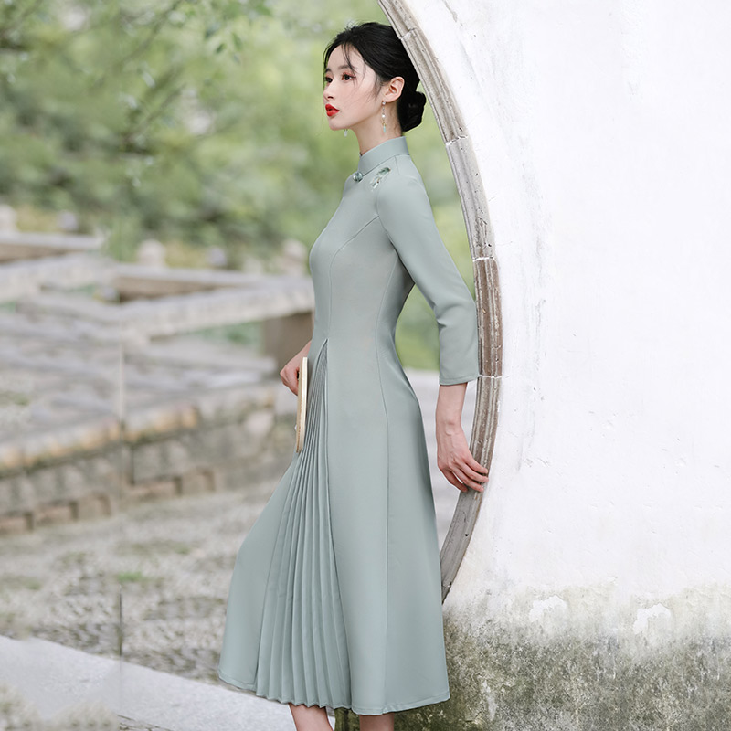 Spring cheongsam, lightweight retro dress, 2024 years, light style, long sleeve Spring cheongsam, lightweight retro dress, 2024 years, light style, long sleeve
