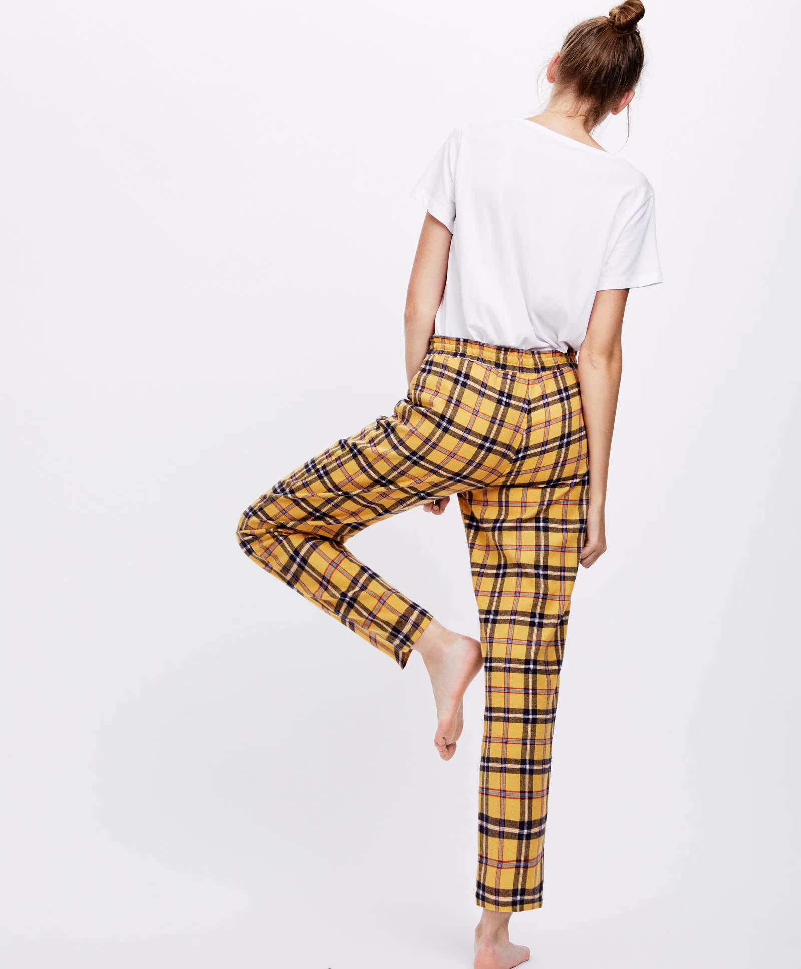 Oysho mùa thu đông giảm giá Flannel mid-eo sọc quần nhà quần quần cotton nữ 30334623325 quần short nữ lưng cao