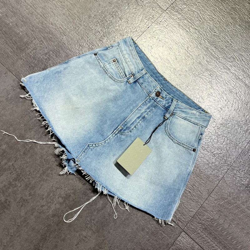 Tb Mothe Retro Distressed Denim Short Skirt Pants for Women, High-Waisted, Slimming, Frayed Hem, A-Line Shorts for Summer