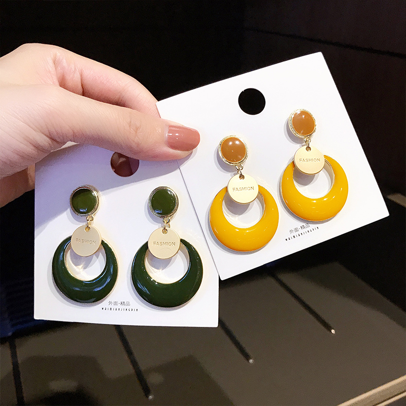 2019 New Hollowed-out Cirque Pendant Earrings Woman Korean Temperament Drop Glazed Candy Color Ear Needle Advanced Sensation Ear Trim