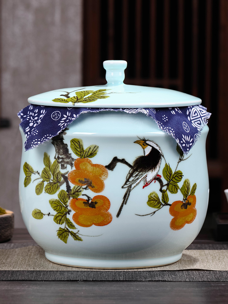 Caddy fixings ceramic seal pot store receives a large blue and white porcelain tea pot of pu 'er tea cake tin tea set