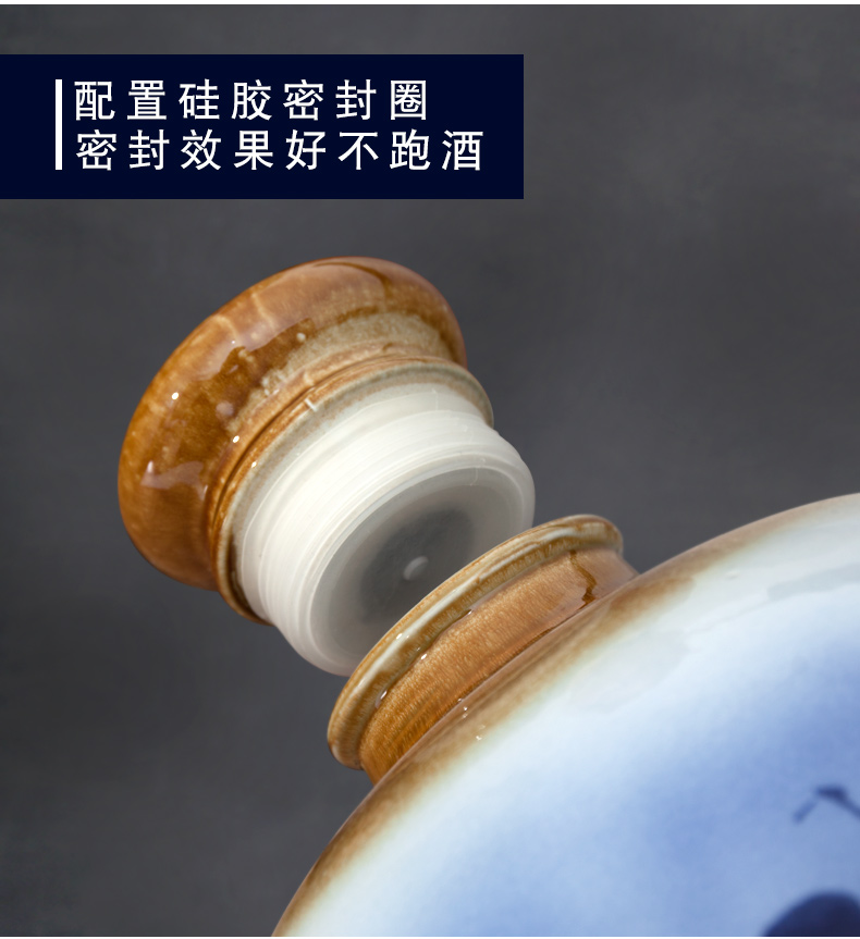 An empty bottle of jingdezhen ceramic jars 10 jins 20 jins 30 pounds it 50 kg waxberry wine bottle