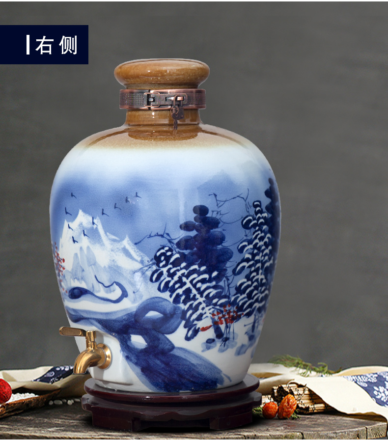 An empty bottle of jingdezhen ceramic jars 10 jins 20 jins 30 pounds it 50 kg waxberry wine bottle