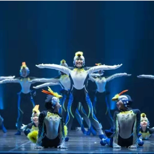 Товары от 新服装性能服装厂专卖店