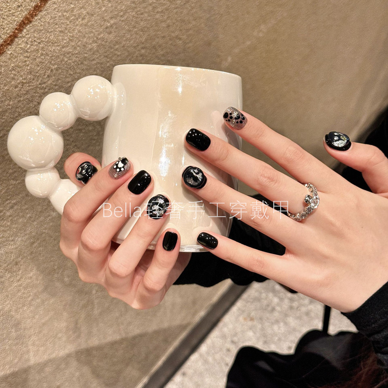 Bella Light Luxury Handmade Short Style Daily Wear Nails 2025 New Cat Eye French Style Brightening Nails Suitable for Pregnant Women
