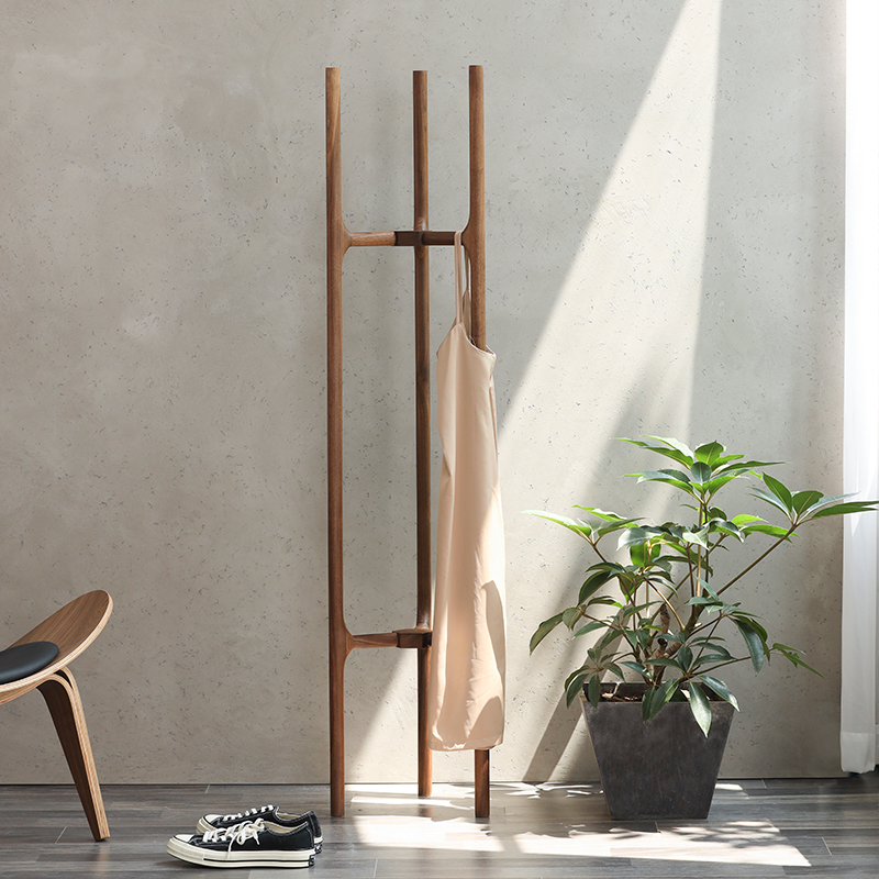 Solid wood coat rack Bedroom floor-to-ceiling Japanese-style creative hanger entrance Modern simple black walnut household hanger