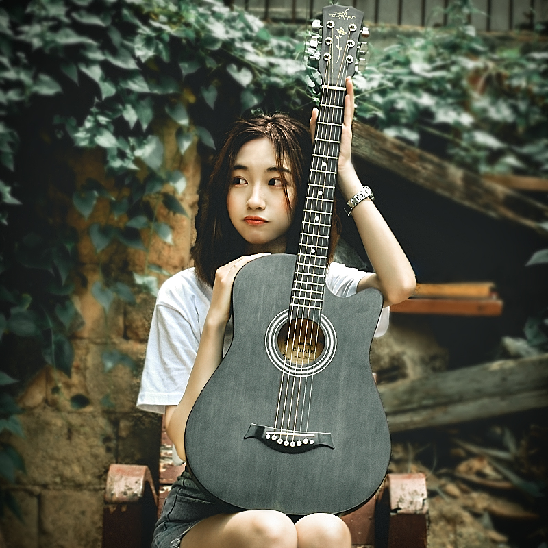 Guitar beginners Male and female students dedicated students novice entry musical instruments Top ten brands veneer 38-inch folk guitar